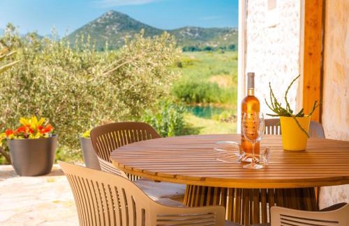 Ploce House | Kuća za odmor Mare
