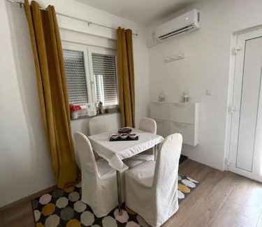 Orahovica House | Kuća za odmor u prirodi NINA Jezero Orahovica