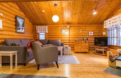 Tormanmaki House | Kultapaljakka 4 by Interhome