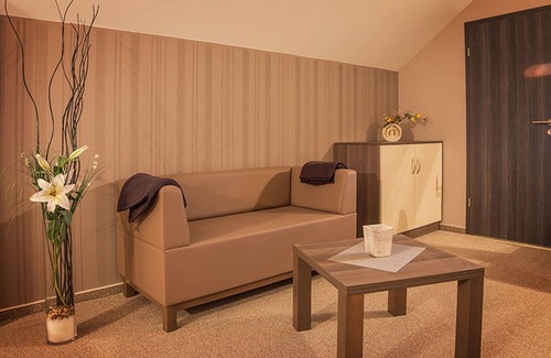 Weisen House | Kulturscheune Schilde