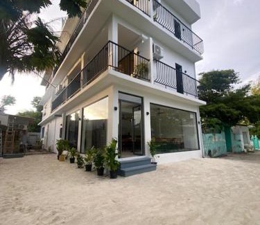 Fulidhoo Hotel | kunaa beach Inn