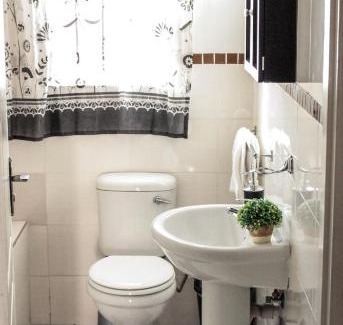 Gaborone Bed & Breakfast | Kunzi Bed & Breakfast