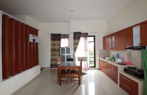 Ngaglik House | Kusuma Pinus F-8 by Kusuma Estate