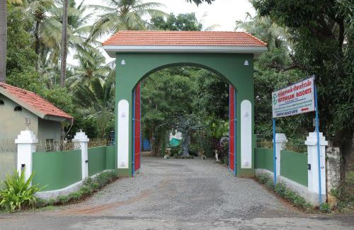 Courtallam Resort | Kuttralam Resorts