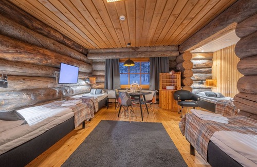 Saariselka Hotel | Kuukkeli Log Houses Aurora Resort