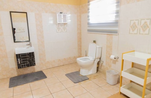 Molepolole Bed & Breakfast | Kwena Cottage