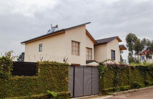 Ruhengeri House | Kwetu Villas Musanze