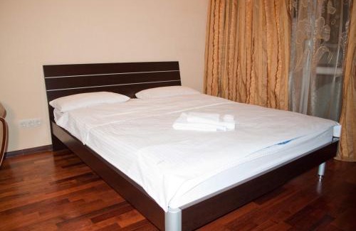 Podil Apartment | KyivStay Pochaynynska Apartment