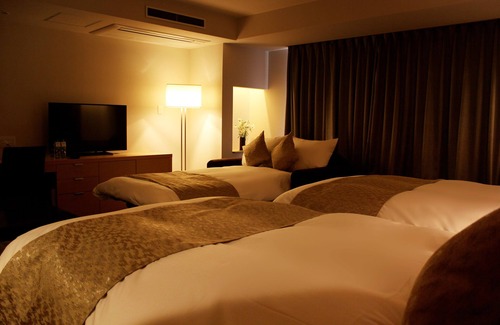 Karasumaoike Hotel | Kyoto Shinmachi Rokkaku Hotel grandereverie