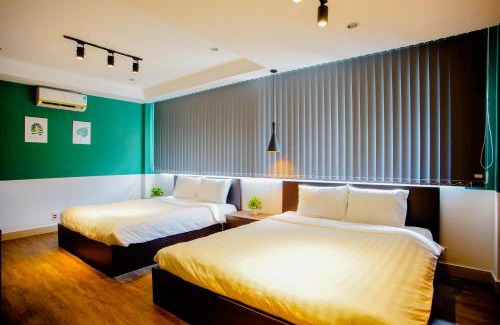 Korean Industrial Zone Hotel | Lá Hotel Bình Tân