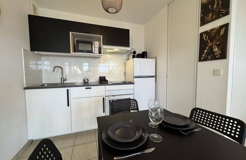 Pin - Vert Galant Apartment | L'échappée Belle - 5pers - Wi-Fi - Rêve au Mans