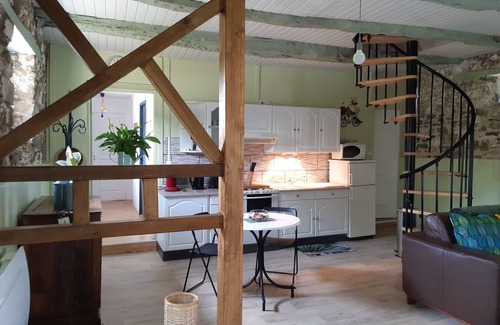Allineuc House | L'ABREUVOIR DU LEFFO BETWEEN SEA AND COUNTRYSIDE