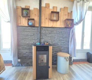 Laragne-Monteglin Apartment | L'Appart - 1 Chambre - Balcon