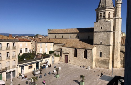 Beziers City Centre Apartment | L’appart du galeriste