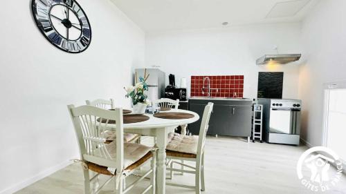 Alzonne House | L'appartement du chateau