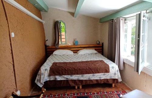Saint-Maximin Bed & Breakfast | L'atelier
