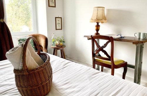 Ducey Bed & Breakfast | L'Autre Rivière - Chambres d'hôtes