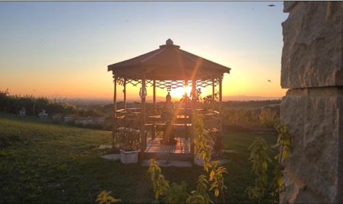 Saint-Jurs House | L'enchanteur