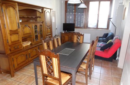 Lavoute-Chilhac House | L'estaou