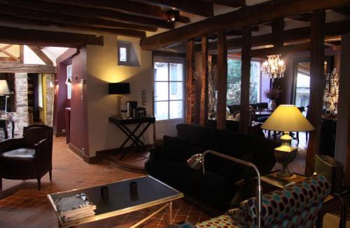 Rochefort-en-Yvelines Bed & Breakfast | L'Hibernie