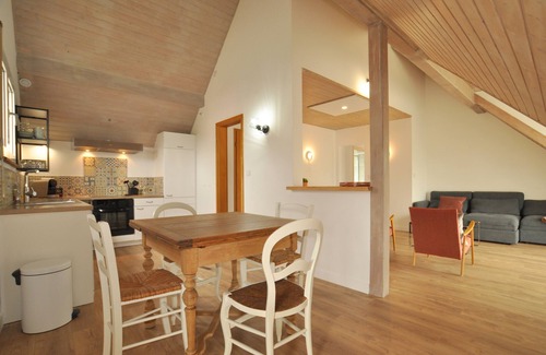 Blotzheim Apartment | L'hirondelle - Charming Flat -