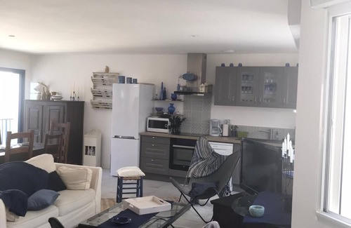 Saint-Palais-sur-Mer Apartment | L'îlot Grec in the heart of St Palais