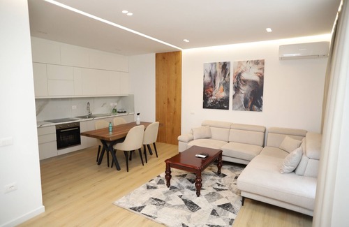 Korce Apartment | L&M Homes in Korca City, Cozy Modern Apartment near Center with view