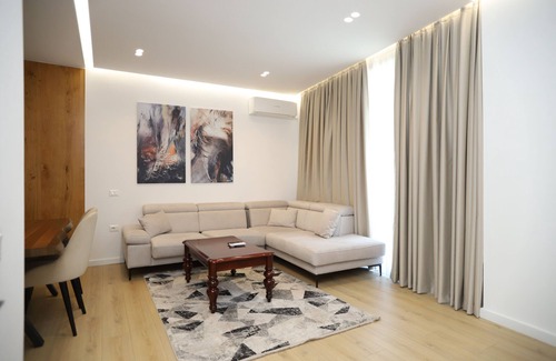 Korce Apartment | L&M Homes in Korca City, Cozy Modern Apartment near Center with view