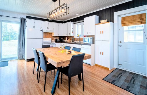 Saint-Paul-de-Montminy House | L'oasis DU Massif - Spa, Bbq, Foyer et Plaisir !