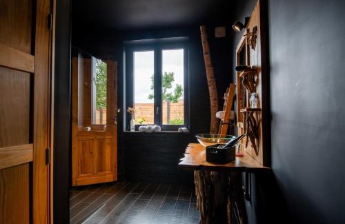 Etaing House | L'Odyssée Inattendue
