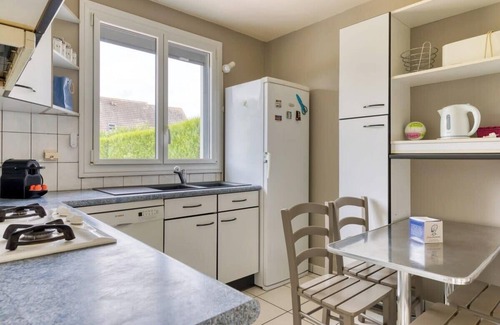 Canteleu House | L'Olivier, charmante maison avec parking et jardin