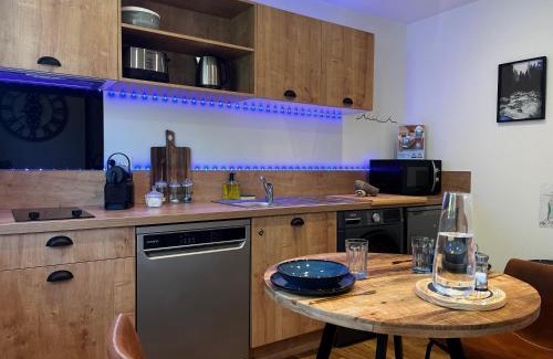 Ax-les-Thermes Apartment | L'Ostalet suite luxe Jacuzzi