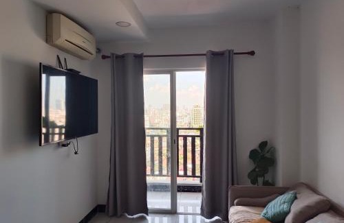 Mean Chey Apartment | L Residence-Near Russian market and Chip mong 271