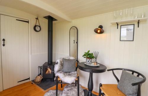Penrith House | La'al Ling