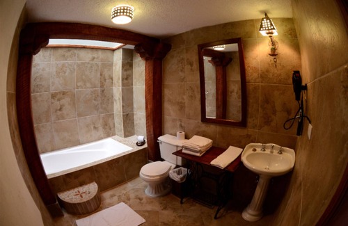 Guano House | La Andaluza