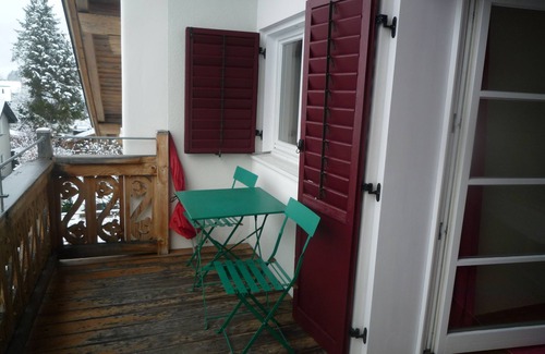 Saalfelden am Steinernen Meer House | Large apartment with balcony, garden use and panoramic views