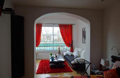 Montrouge Bed & Breakfast | La bambouseraie