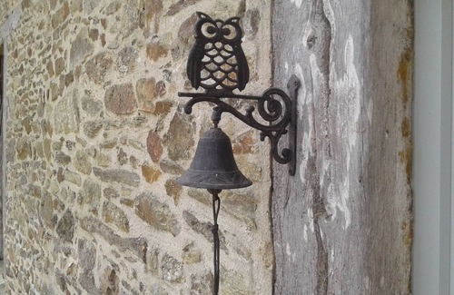 Orgnac-sur-Vezere House | "La basses poutres" bed and breakfast, nature, silence and music