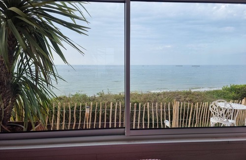 Saint-Come-de-Fresne Cottage | La Bayeuzen - Cabane Balnéo Panoramic sea view - Normandie Arromanches