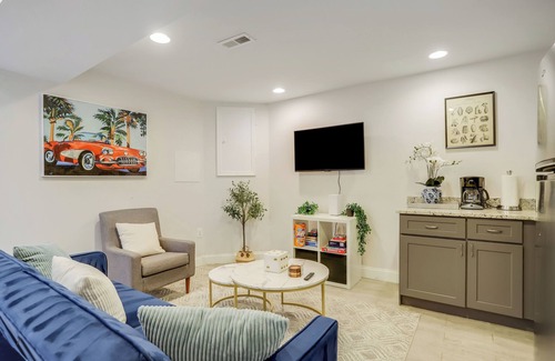 Trinidad House | "La Bella Casa" Fabulous 4-bedroom townhome near H St & Union Market