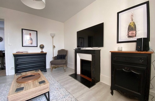 Chateau-Thierry House | LA BELLE ADRESSE - HEART OF TOWN