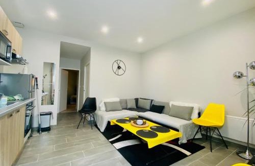 Mayenne Apartment | « La Bicyclette » 35m2 tout équipé centre ville
