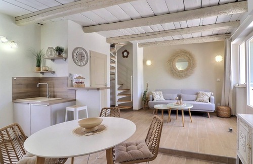 Mouries House | La Bohème 2, Mouries Centre au Cœur des Alpilles : Cosy T2 Avec Terrasse
