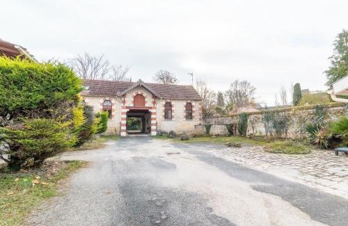 Jonzac Apartment | LA BUANDERIE