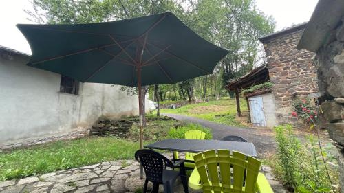 Saint-Jean-Saint-Gervais House | La Buse