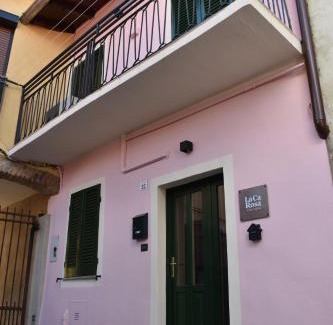 Cardano al Campo Apartment | La Ca Rosa