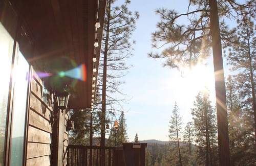 Rackerby Ski Chalet | La Cabaña - A peaceful and pet-friendly chalet in Brownsville, Ca