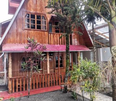 Villa Rica House | La Cabaña del Tony
