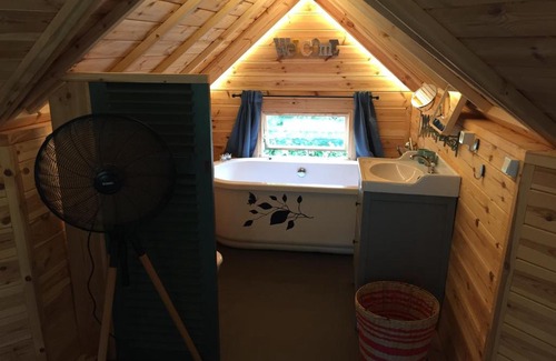 Heyd Bed & Breakfast | La cabane de l'Atelier