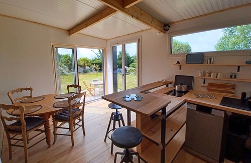 Lancieux Ski Chalet | La Cabane du Tertre de la Roche between Land and Sea, 1km from the village of Lancieux